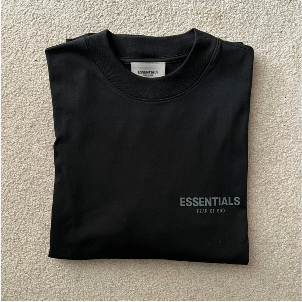 ESSENTIALS Fear of God Long Sleeve Tshirt - NEW